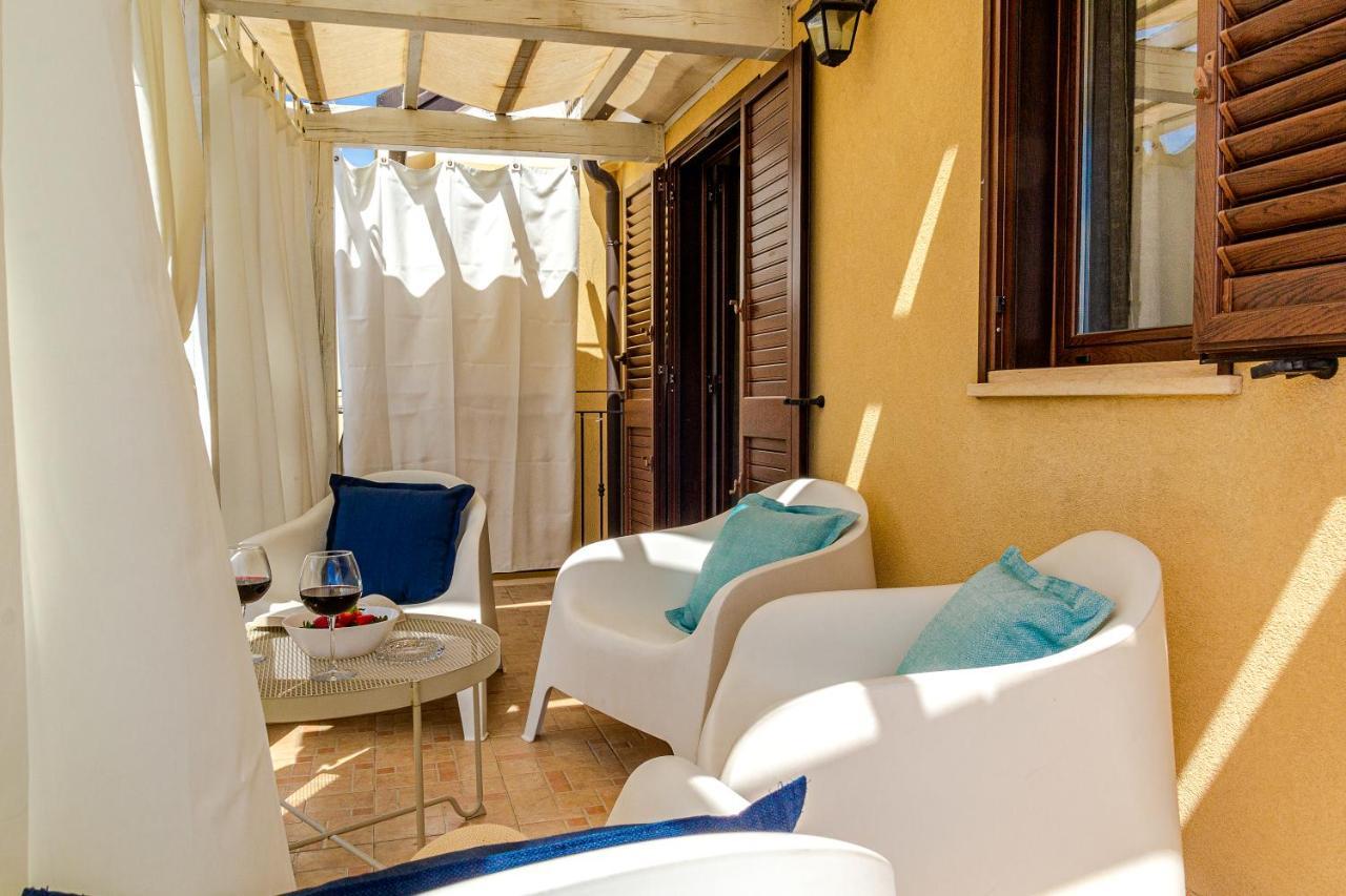 Villetta Desiderio Apartment Giardini Naxos Luaran gambar