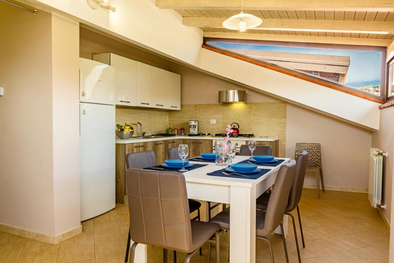 Villetta Desiderio Apartment Giardini Naxos Luaran gambar